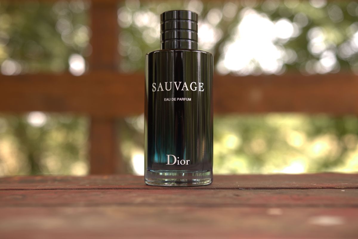 Review Dior Sauvage và xem cách phân biệt nước hoa Dior Sauvage EDP thật và  giả