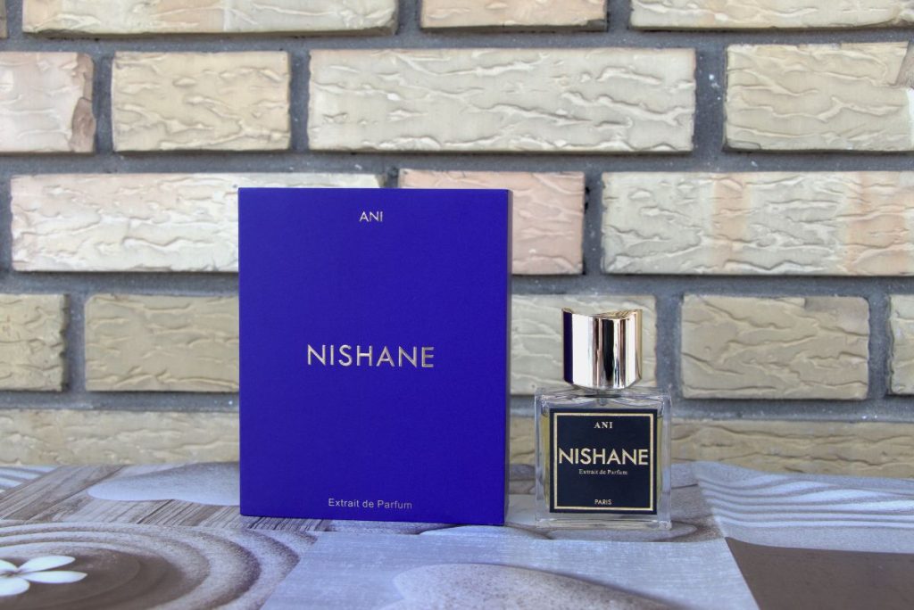 Nishane Ani - bottle and box