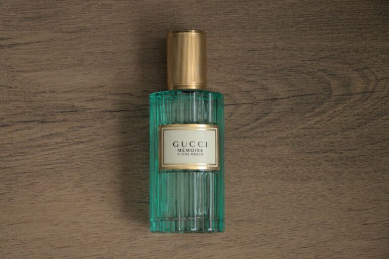 Gucci Mémoire d’une Odeur - cover