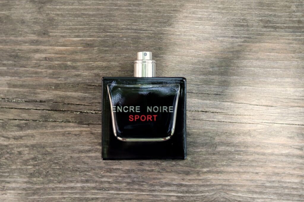 Lalique Encre Noire Sport Bottle without cap Lalique Encre Noire Sport Review (2013): The One You Should Start With Lalique Encre Noire Sport Bottle without cap